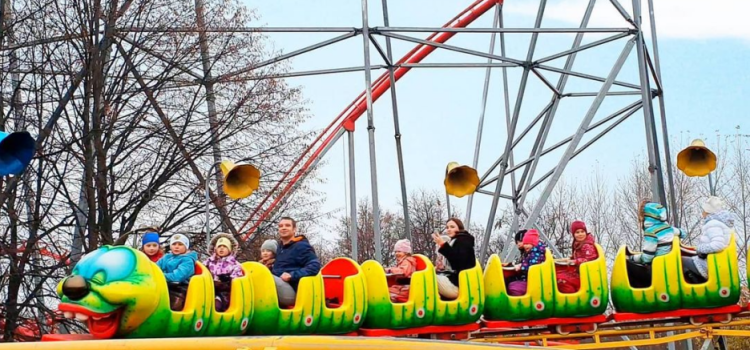 How to Choose the Best Roller Coaster Design for Kids Аттракцион гусеница